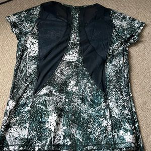 Lululemon shirt